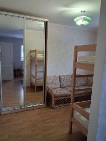 Здається будинок