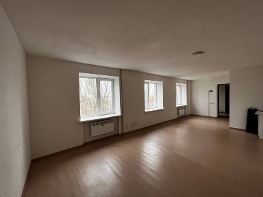 Продаж 9-ти поверховоі будівлі 7000 м. кв. вул. Хабаровська