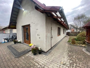 Оренда особняк в районі вул. Рильського