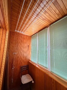 Київ, Подільський, вулиця Олександра Попова 17