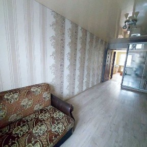 Продається 2-к. квартира в центрі Звягеля, площа Лесі Українки, 3.