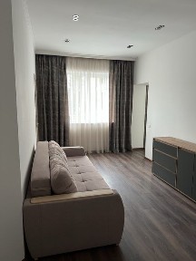 Здається 3 кімнатна квартра