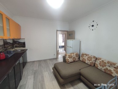 Оренда 1 кім квартири по вул Володимирська Ужгород