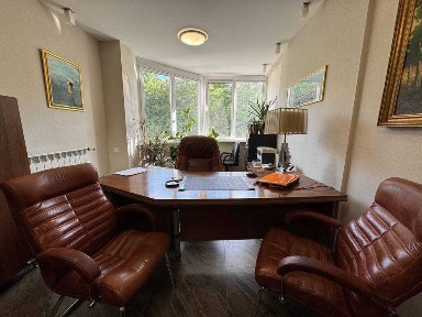 Просторий офіс з ремонтом та меблями в Голосіївському р-ні Києва