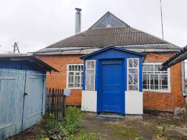 Продам дом в центре Люботина