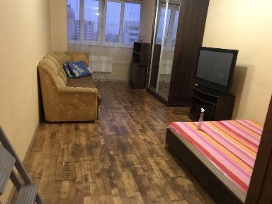 Аренда 1 ком кв-ры ул. Дюковская р-он Водного Универа