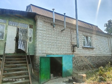 Продається цегляний будинок в місті васильків