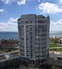 Пентхаус с панорамой моря в Черноморске. Работать с видом моря