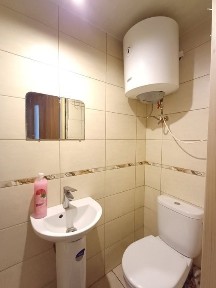 Приватний будинок без комісії. Всі зручності. Можливо на 1 місяць