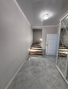 Продаю котедж в районі зоопарку, масив «Криниченька»