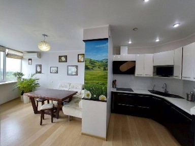 Оренда видової 3-х кімнатної квартири.