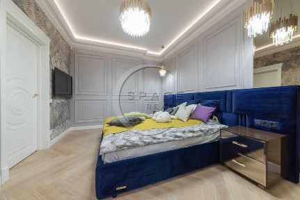 Продаж 3-кім. кв. 103 м² центр Києва, за адресою вул. Дмитрівська 69.