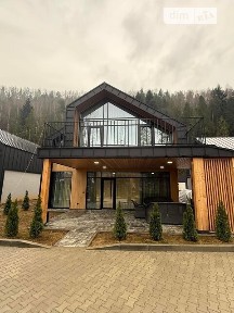 Оренда будинку на добу на вул. Свободи 328В, 4 кімнати, спальних місць - 6 • ID 32939951