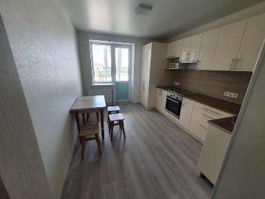 Фурманова 1-о кімн. в новому цегл. будинку з ремонтом