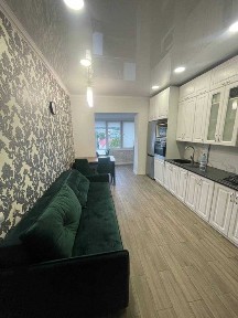 Продаж 1-кімнатної квартири в новобудові з ремонтом ЖК Зелений Двір.