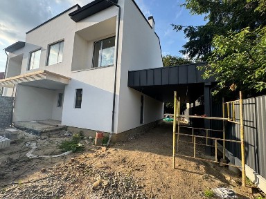 Продаж сучасного котеджу по вул Січова (р-н Личаківська)