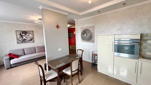 Чайки, вулиця Валерія Лобановського 21