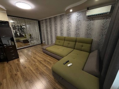 Продам однокімнатну квартиру на пр. Слобожанський