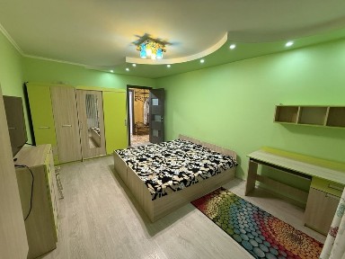 Оренда 2к Довженка