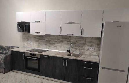 Аренда, 1 комнатная квартира в жк 4 Сезона