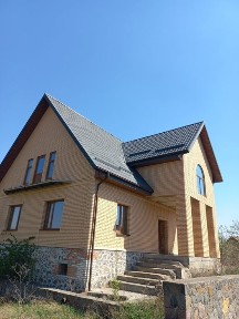 Будинок з прямим виходом до р. Роська