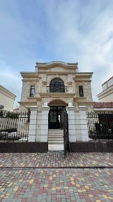 Дом у моря в «Королевских садах» - закрытый кооператив, бассейн, гараж