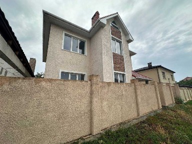 Предлагается к продаже дом под чистовую отделку в Совиньон-2.