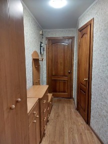 Продам 2 кімнатну квартиру в центрі