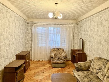 2 кімнатна кв вул. В. Сергієнка, 2/5