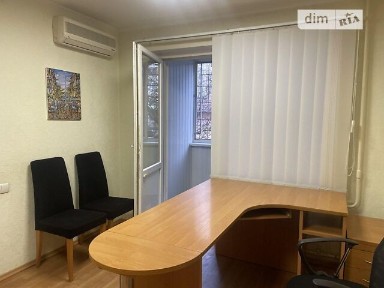 Продаж офісного приміщення 61 кв. м. на 1 поверсі на вул. Героїв полку АЗОВ, дев'ятиповерхова будівля • ID 32626388