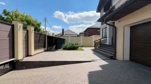 Затишний будинок подобово