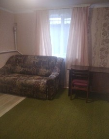 Оренда однокімнатного будинку Дубово. Оплата за один місяць. Є зручнос