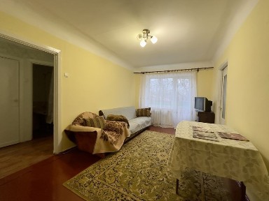 ВІЛЬНА! 3-кімн. квартира по вул. Кн. Ольги, біля парку