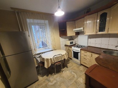 Здам 4к кв вул. Головатого 4