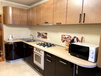 Корпусний парк новобудова постіль посуд все необхідне