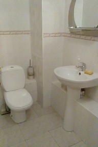 Дарницький район. М. Позняки, Б. Гмирі 1Б/6, продаж 3х кімнатної.