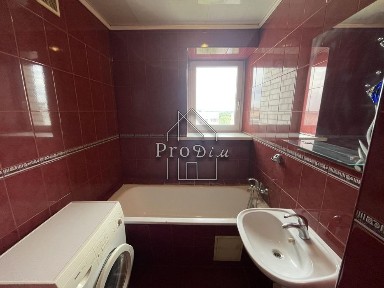 Продаж 2-к квартири Глеваха. Вокзальна. Цегляний будинок. Програми+