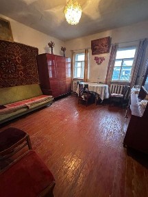 Окремий будинок. Ділянка 10 соток