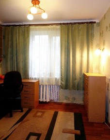 3-х кім кв. вул. Смілянська. (4 ОКРЕМИХ СПАЛЬНИХ МІСЦЯ) Автостоянка