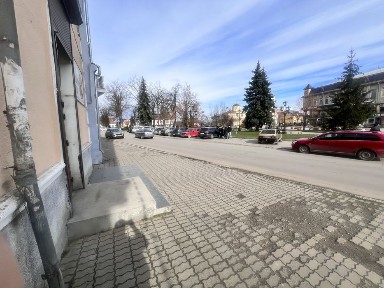 Комерційна нерухомість Центр Майдан Різдва 12