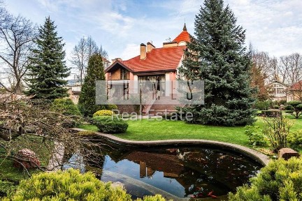 Продаж будинку 460м2 з окремим СПА у Козині КМ Обрій-К