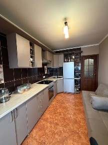 Продаж 1к. квартири в новому будинку на Озерній, по вул. Залізняка 1а