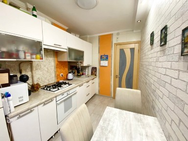 Продажа 2-комнатной квартиры 45.2 м², Киевская ул.