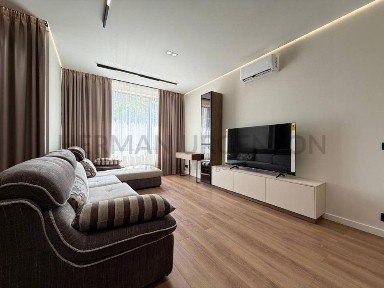 Продаж 2к квартири 74 м. кв / ЖК Residents Park