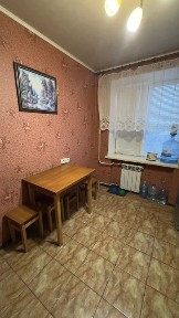 Продам 2 к. кв-ру ул. Чумаченко5/9