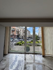 Івано-Франківськ, вулиця Вагилевича 7