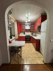 Продам 3-кімнатну, повністю облаштовану квартиру в Олександрії