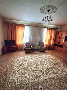 Продається 2-х кімнатна квартира по вул. Вокзальній