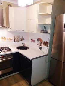 Здам роздільну 2-к. Вул. Федорова, 9. Метро Олімпійська - 9 хв. пішки