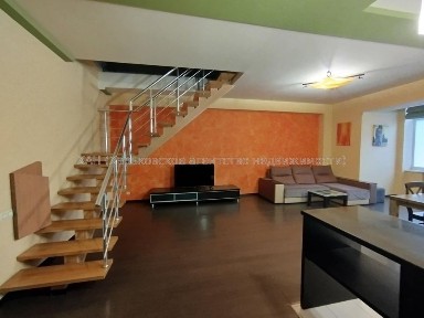 Сдам 4 к кв двухуровневое автоном. отоп. Новострой Героев труда Т26